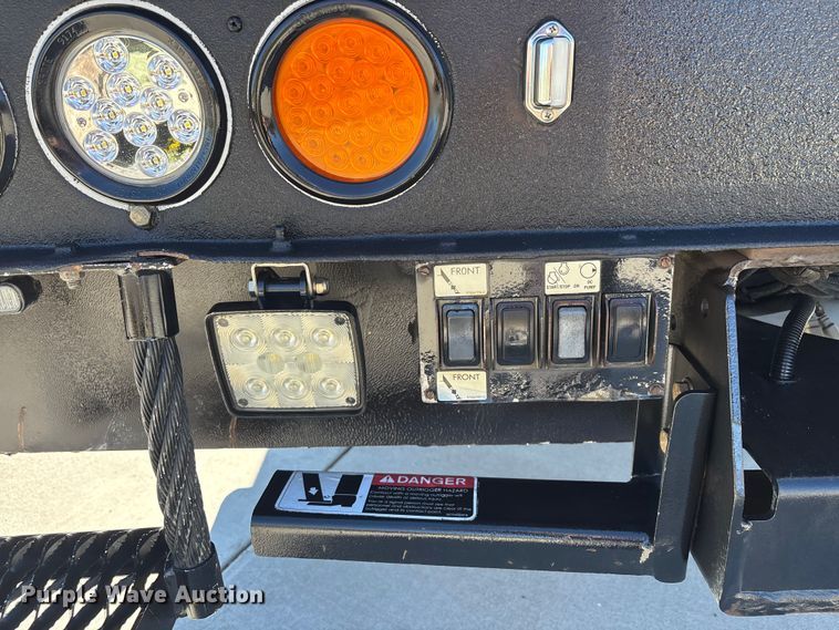 image for item DU0320 2016 RAM 5500HD bucket truck