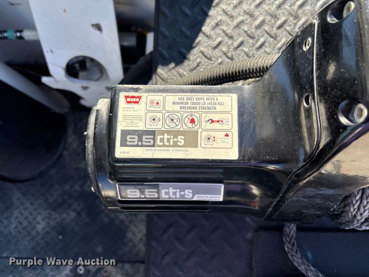 image for item DU0320 2016 RAM 5500HD bucket truck