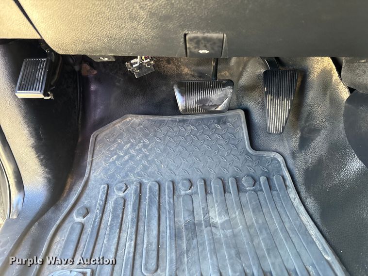 image for item DU0320 2016 RAM 5500HD bucket truck