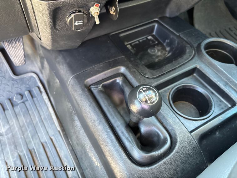 image for item DU0320 2016 RAM 5500HD bucket truck