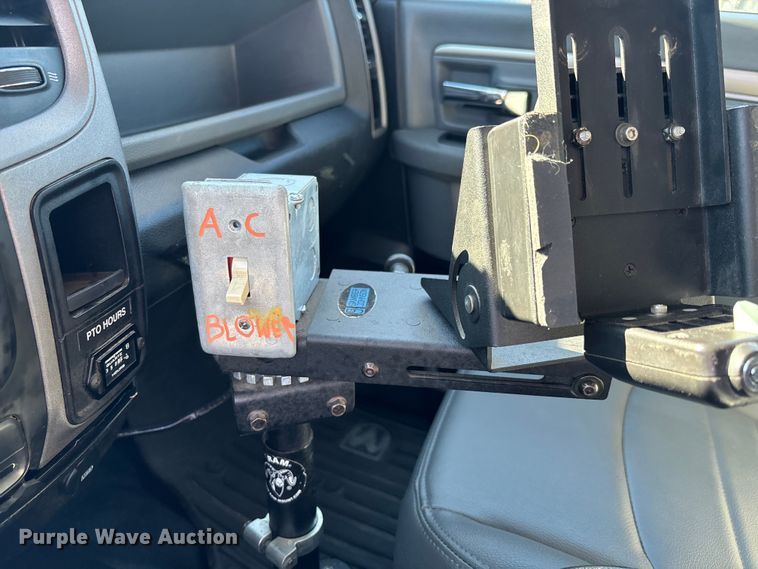 image for item DU0320 2016 RAM 5500HD bucket truck