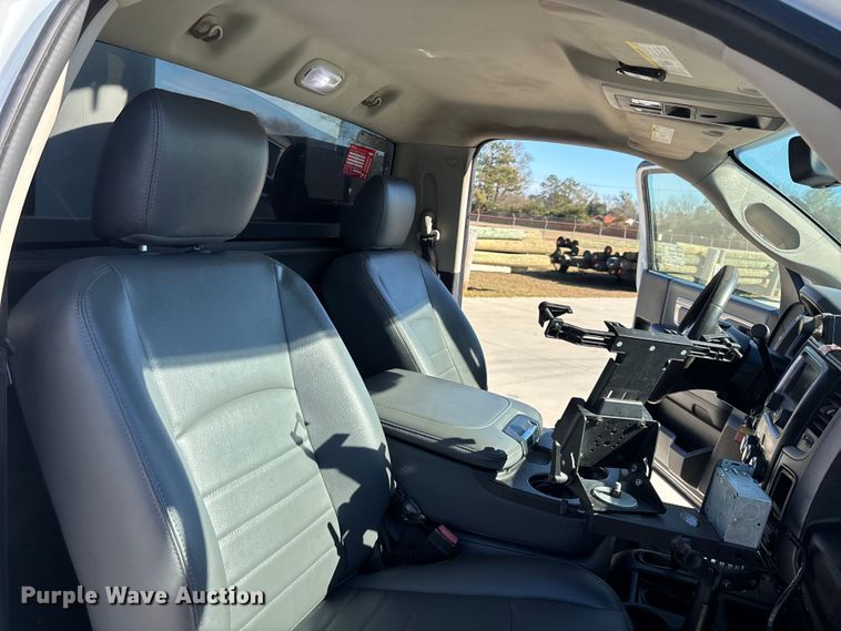 image for item DU0320 2016 RAM 5500HD bucket truck