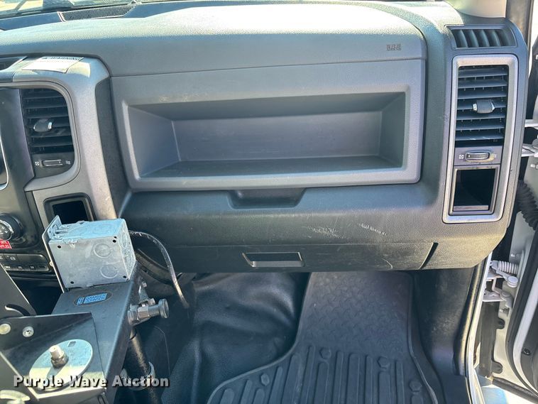 image for item DU0320 2016 RAM 5500HD bucket truck