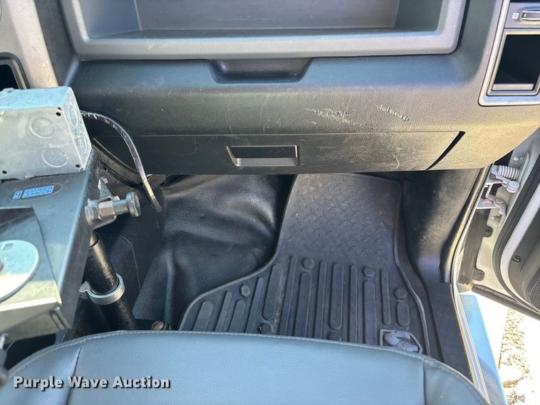 image for item DU0320 2016 RAM 5500HD bucket truck