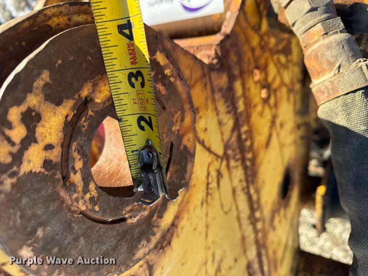 image for item DU3250 Excavator plate compactor