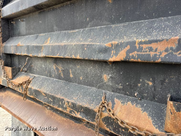 image for item DW6714 2004 International 7500 dump truck