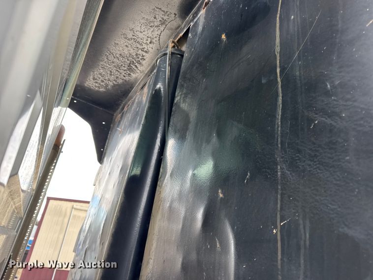 image for item DW6714 2004 International 7500 dump truck