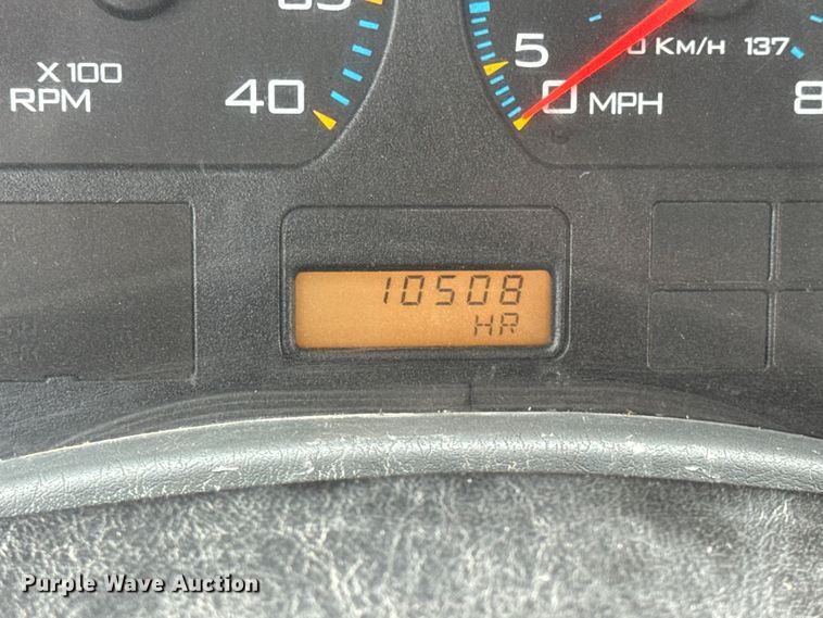 image for item DW6714 2004 International 7500 dump truck