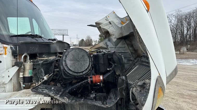 image for item DW6714 2004 International 7500 dump truck