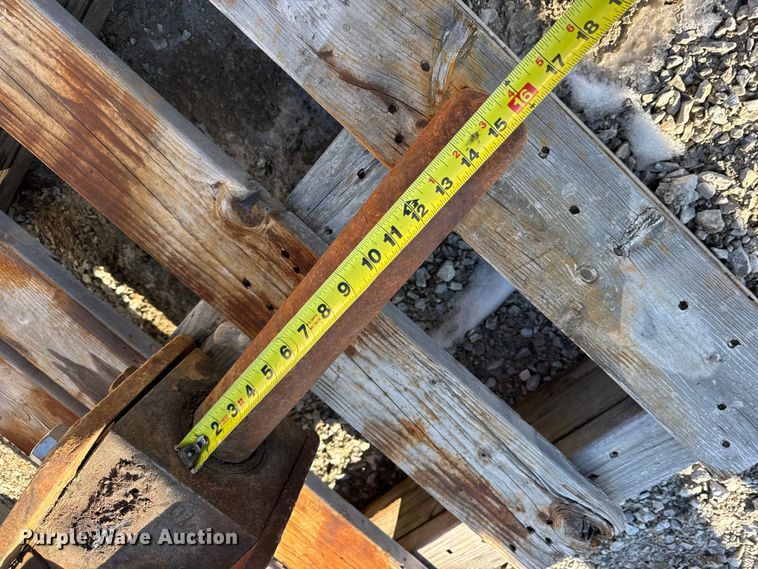 image for item DW6719 2004 AR70BXSF breaker