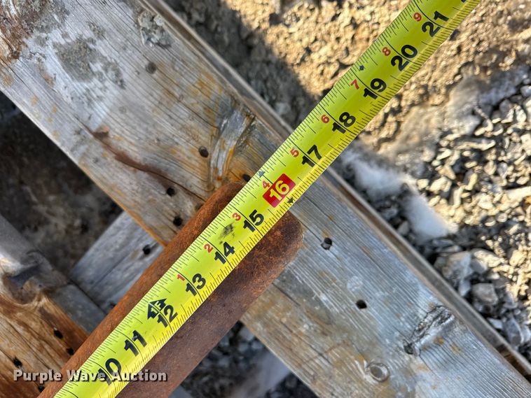 image for item DW6719 2004 AR70BXSF breaker