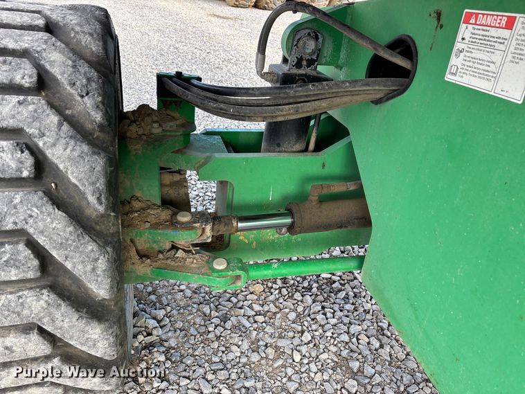 image for item DW7361 2013 Genie S60 boom lift