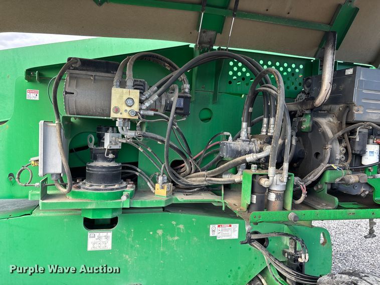 image for item DW7361 2013 Genie S60 boom lift