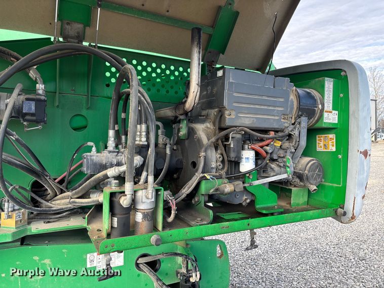 image for item DW7361 2013 Genie S60 boom lift