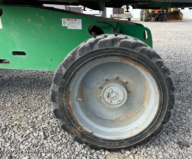 image for item DW7361 2013 Genie S60 boom lift