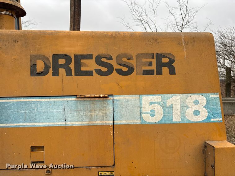 image for item DW7365 1991 Komatsu 518 wheel loader