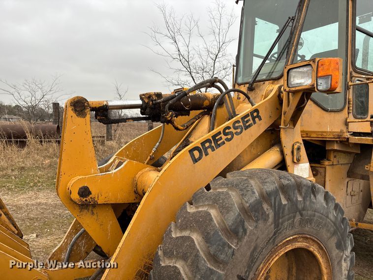 image for item DW7365 1991 Komatsu 518 wheel loader