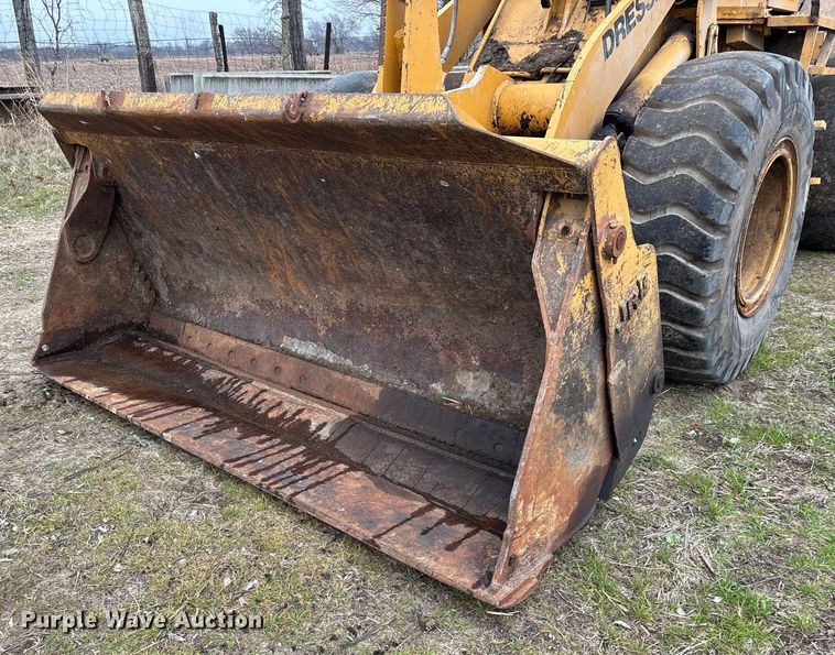 image for item DW7365 1991 Komatsu 518 wheel loader