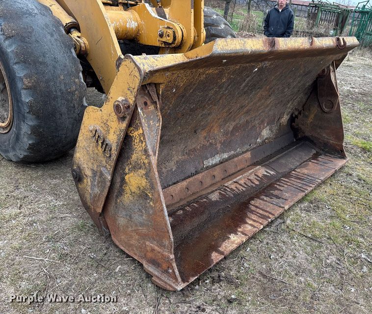 image for item DW7365 1991 Komatsu 518 wheel loader