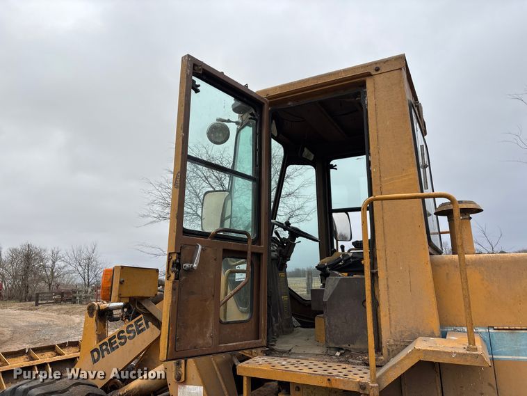 image for item DW7365 1991 Komatsu 518 wheel loader