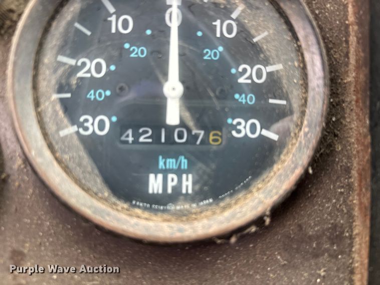 image for item DW7365 1991 Komatsu 518 wheel loader