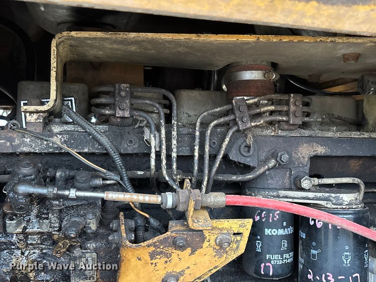 image for item DW7365 1991 Komatsu 518 wheel loader