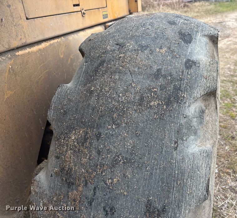 image for item DW7365 1991 Komatsu 518 wheel loader