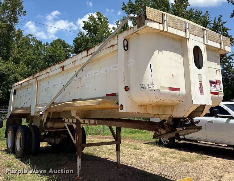 image for item DY0862 2002 Clement HL2623 end dump trailer