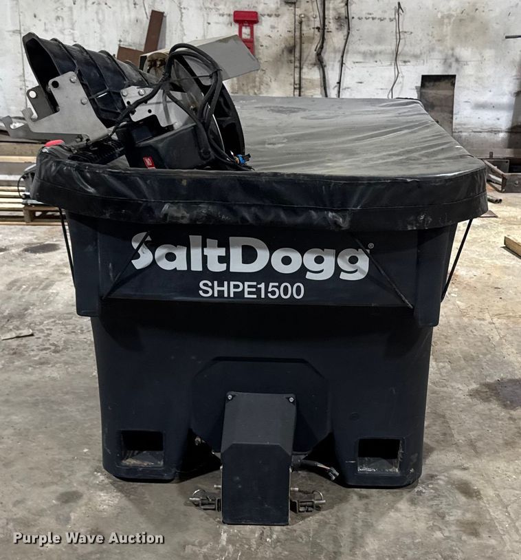 image for item EA2203 Saltdogg SHPE1500 spreader