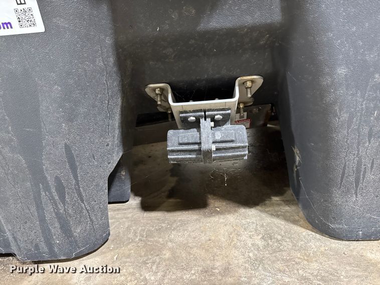 image for item EA2203 Saltdogg SHPE1500 spreader