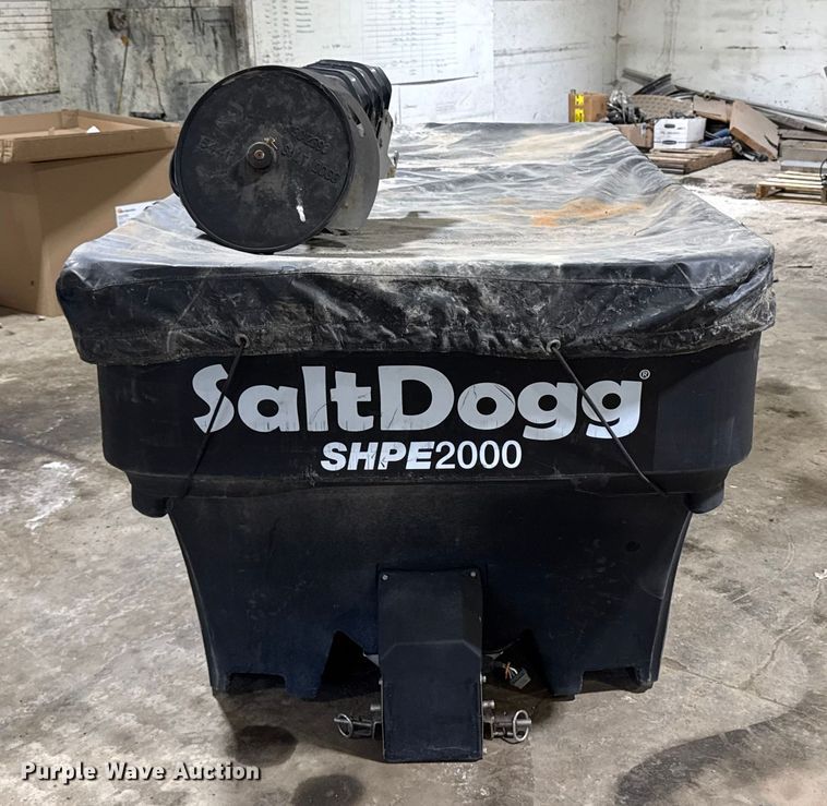 image for item EA2204 Salt dogg SHPE2000 spreader