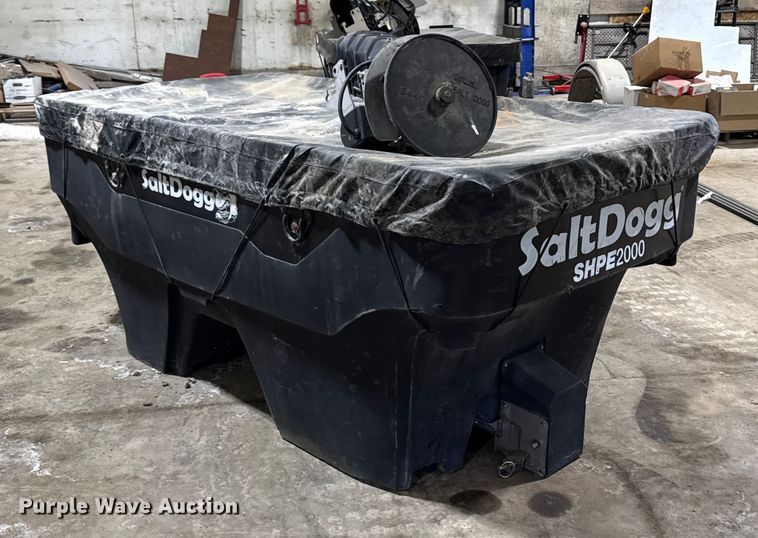 image for item EA2204 Salt dogg SHPE2000 spreader