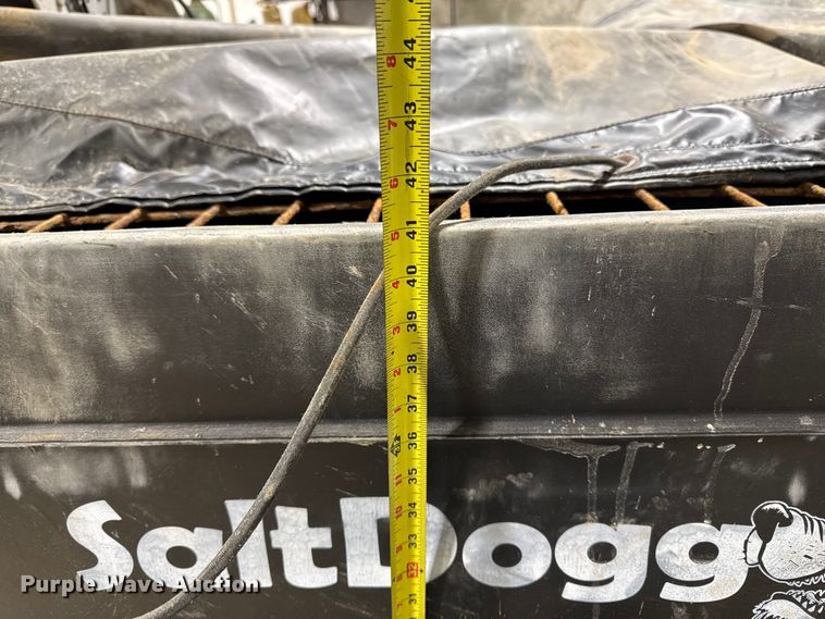 image for item EA2204 Salt dogg SHPE2000 spreader