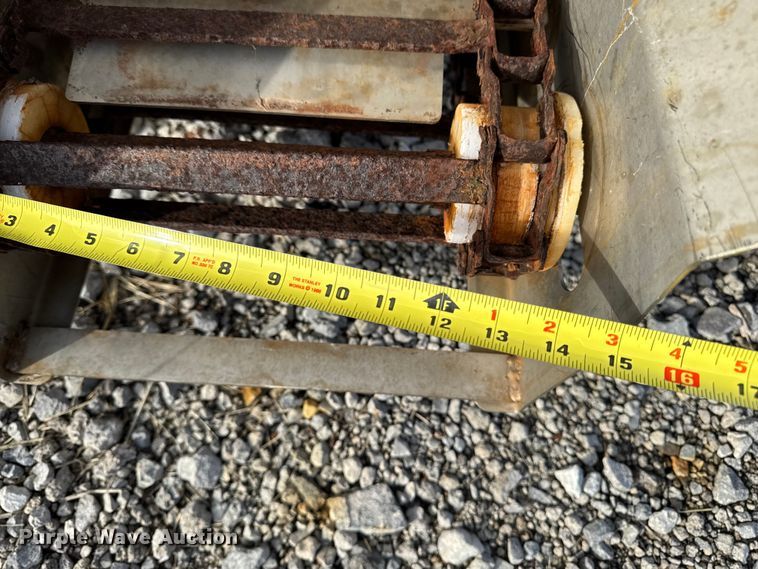 image for item EA2210 Swenson salt spreader