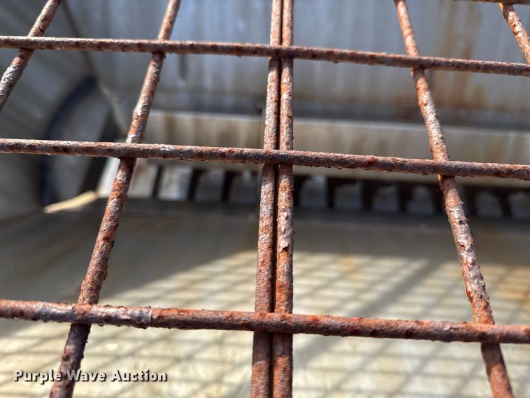 image for item EA2210 Swenson salt spreader