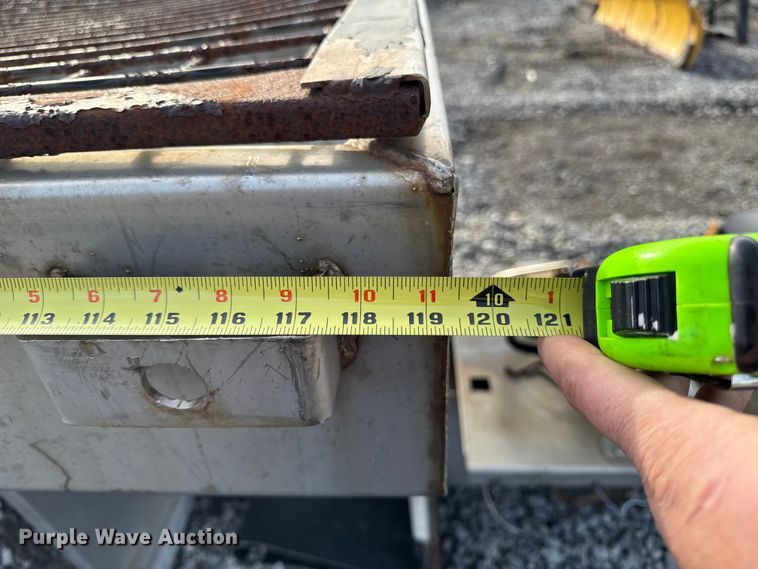 image for item EA2210 Swenson salt spreader