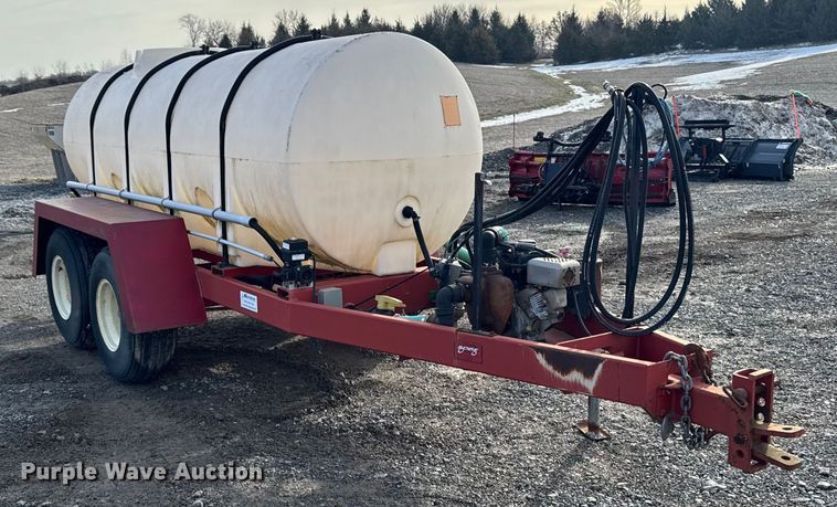 image for item EA2217 AG Systems Inc AG1000 salt brine tank trailer