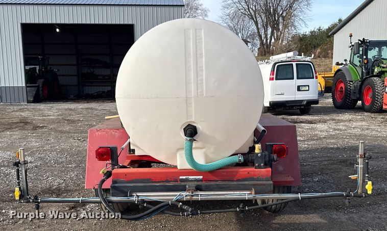 image for item EA2217 AG Systems Inc AG1000 salt brine tank trailer