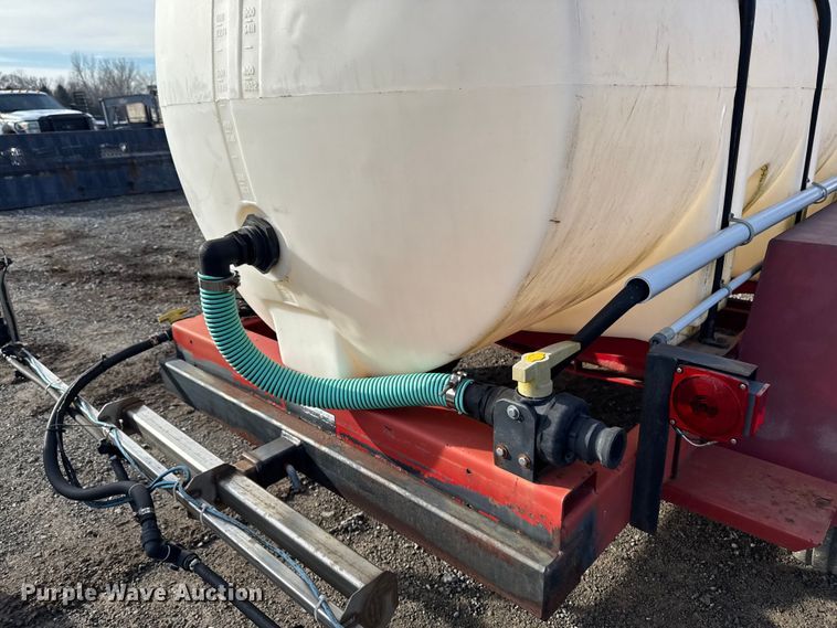 image for item EA2217 AG Systems Inc AG1000 salt brine tank trailer