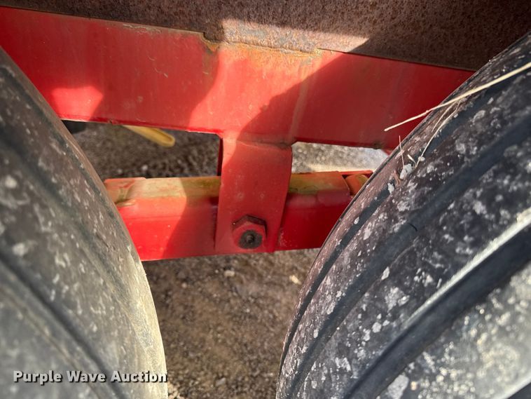 image for item EA2217 AG Systems Inc AG1000 salt brine tank trailer