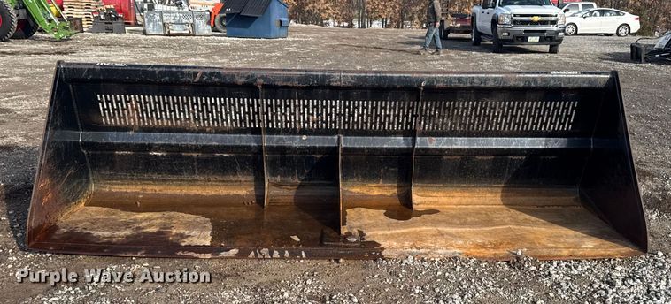 image for item EA2218 Notch MFG wheel loader bucket