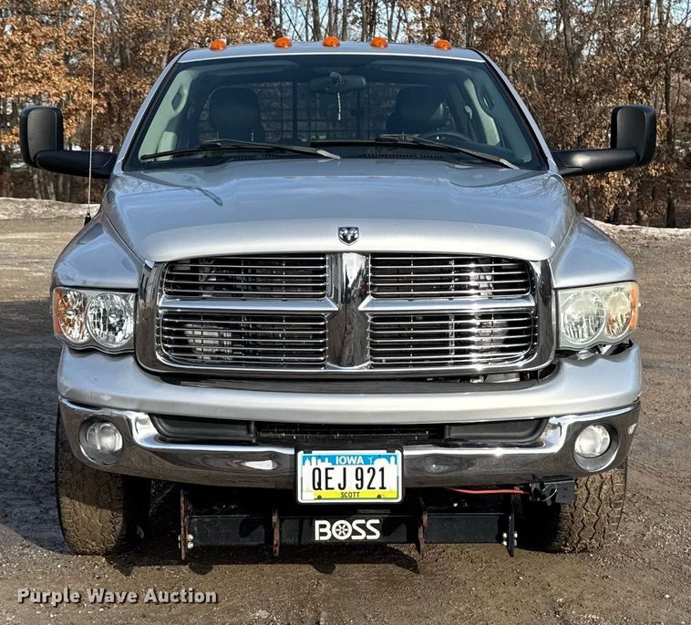 image for item EA2219 2004 Dodge Ram 2500 Ext. Cab flatbed pickup truck