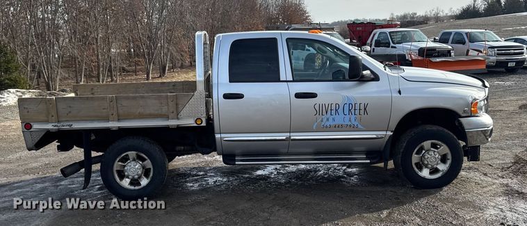 image for item EA2219 2004 Dodge Ram 2500 Ext. Cab flatbed pickup truck