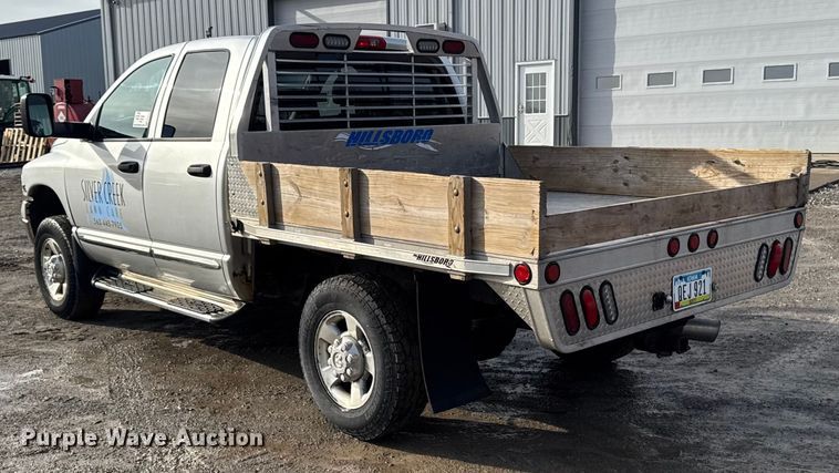 image for item EA2219 2004 Dodge Ram 2500 Ext. Cab flatbed pickup truck