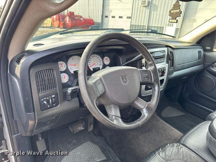 image for item EA2219 2004 Dodge Ram 2500 Ext. Cab flatbed pickup truck