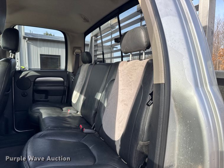 image for item EA2219 2004 Dodge Ram 2500 Ext. Cab flatbed pickup truck