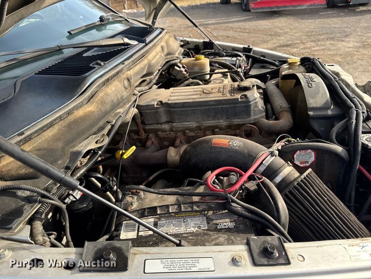 image for item EA2219 2004 Dodge Ram 2500 Ext. Cab flatbed pickup truck