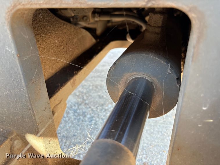 image for item EA6976 2018 Wacker Neuson RC70 single drum vibratory roller