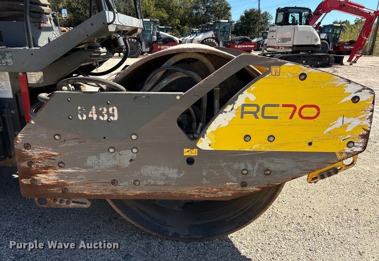 image for item EA6976 2018 Wacker Neuson RC70 single drum vibratory roller