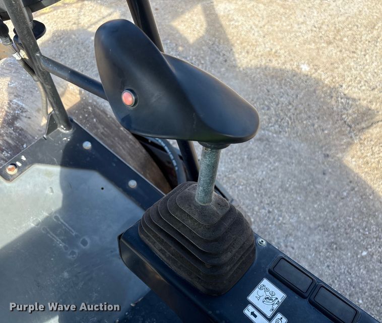 image for item EA6976 2018 Wacker Neuson RC70 single drum vibratory roller